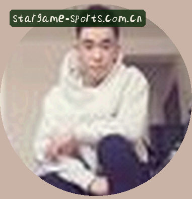 李伟